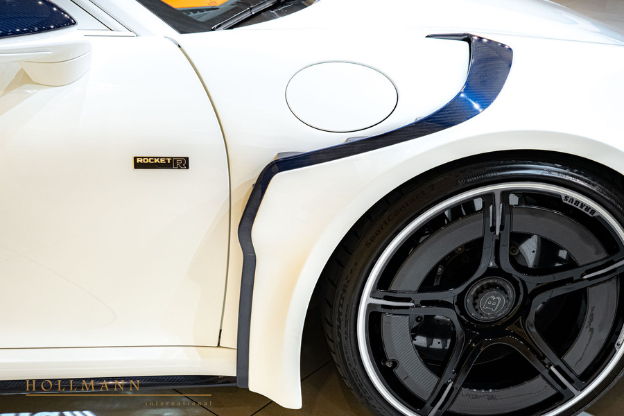 Vehicle view 16