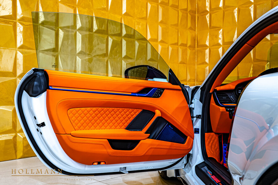 Vehicle view 8