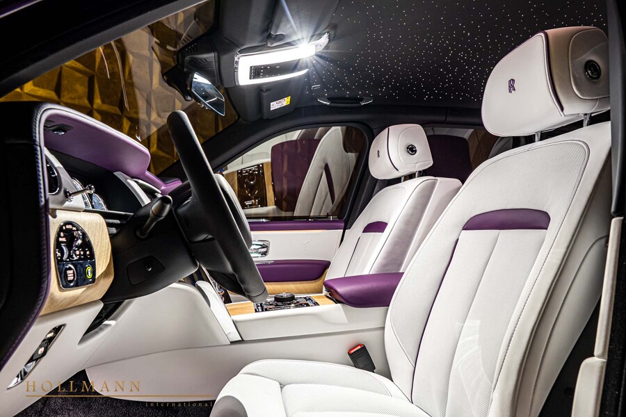 Vehicle view 14