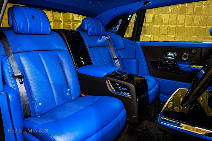 Vehicle view 16