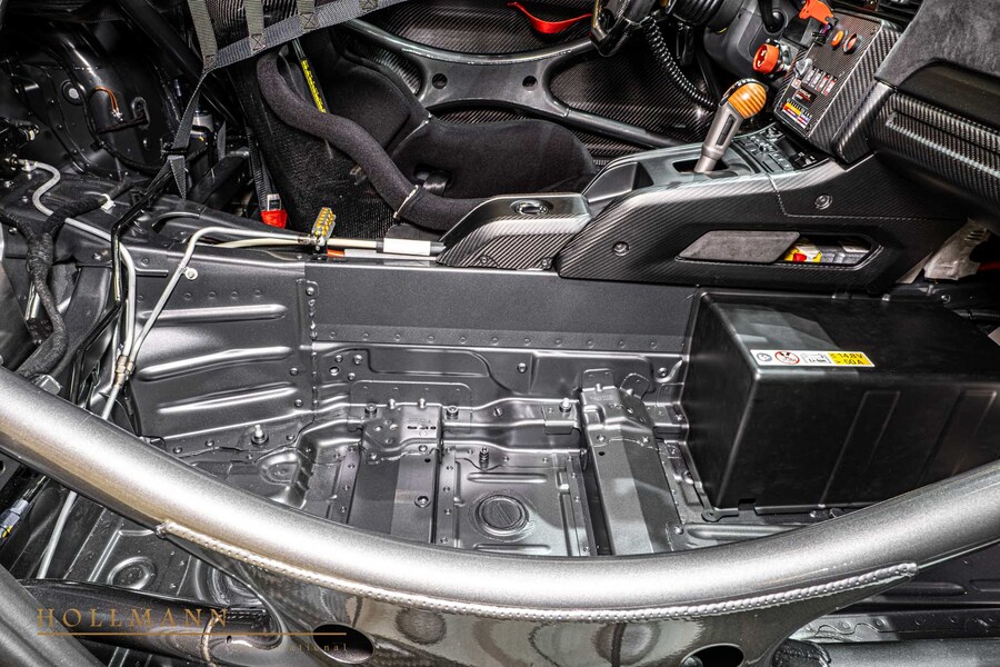 Vehicle view 27