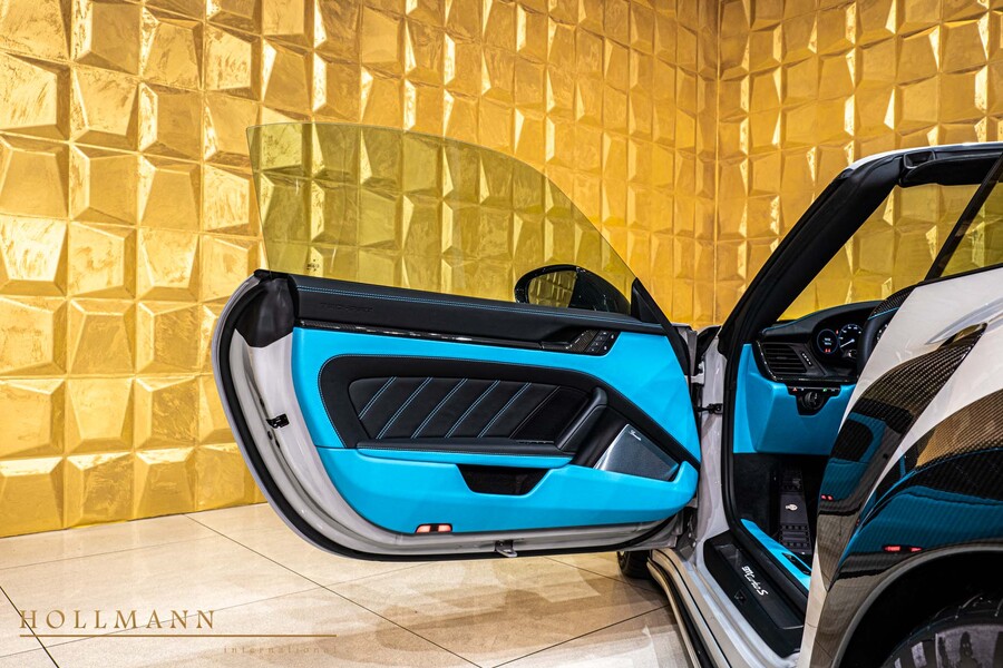 Vehicle view 18