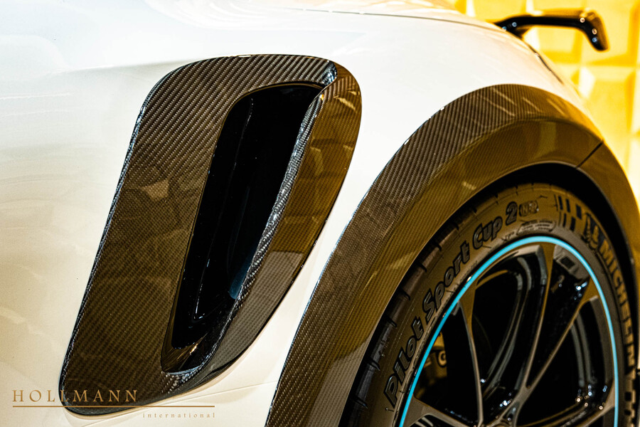 Vehicle view 9