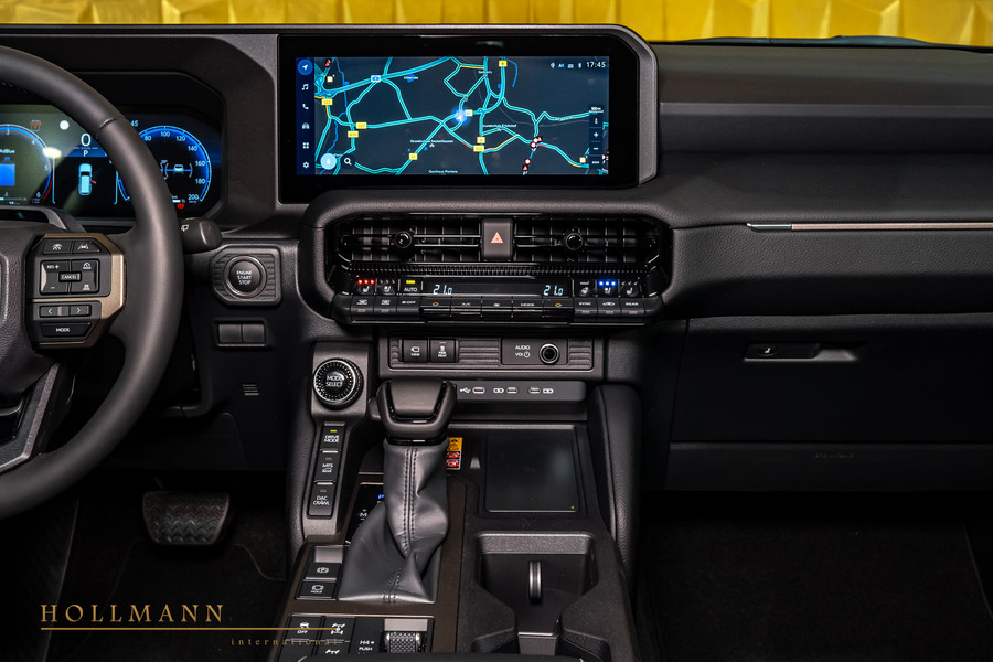 Vehicle view 12
