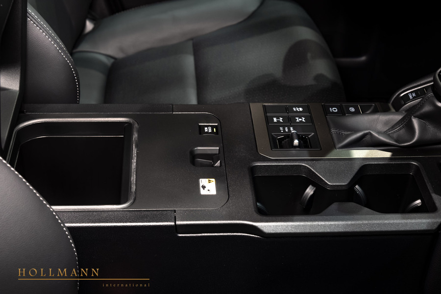 Vehicle view 15