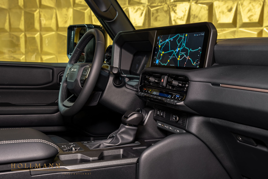 Vehicle view 9
