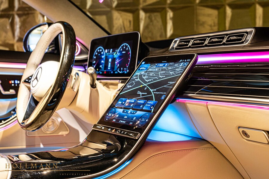 Vehicle view 14