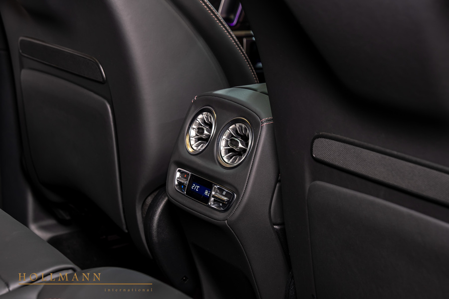 Vehicle view 25