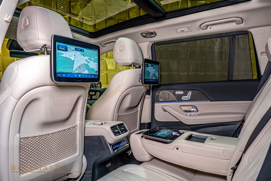 Vehicle view 18