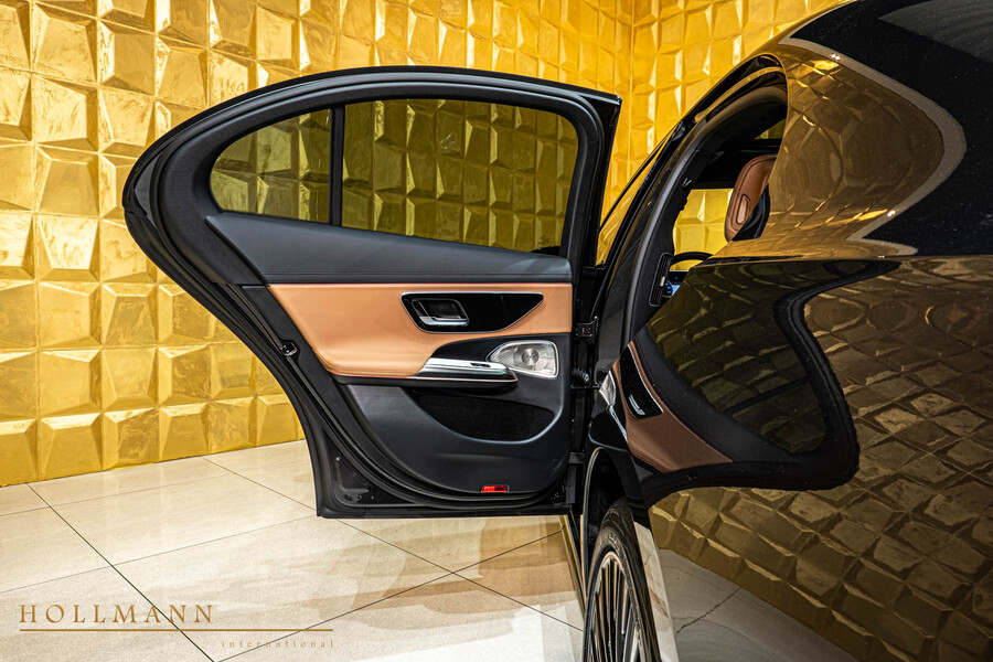 Vehicle view 14