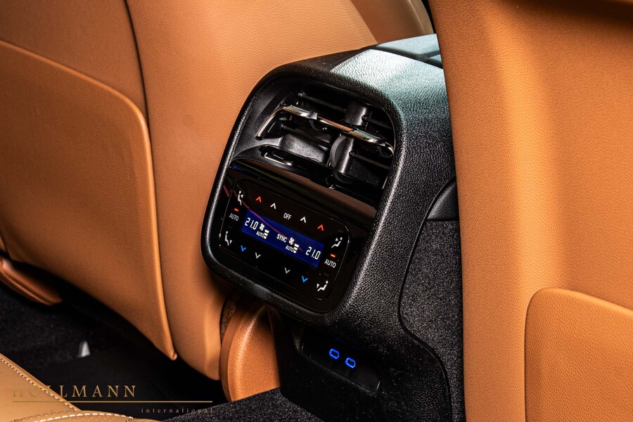 Vehicle view 18
