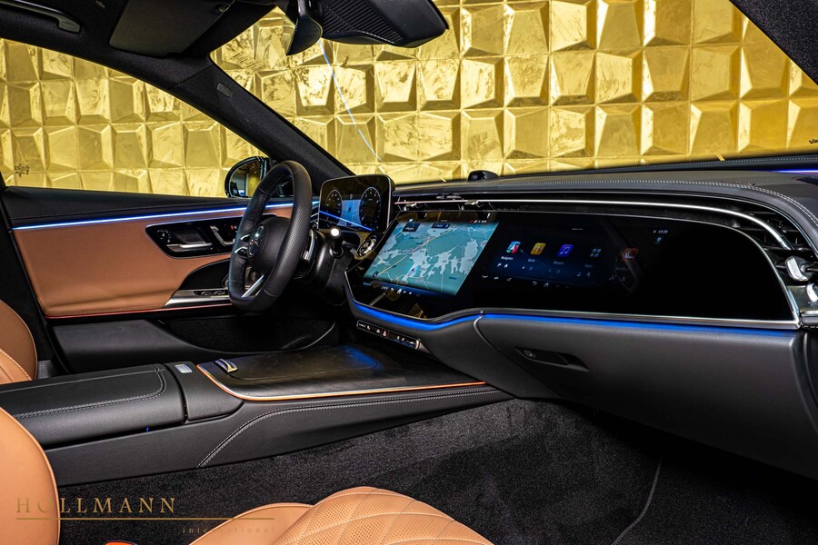 Vehicle view 19