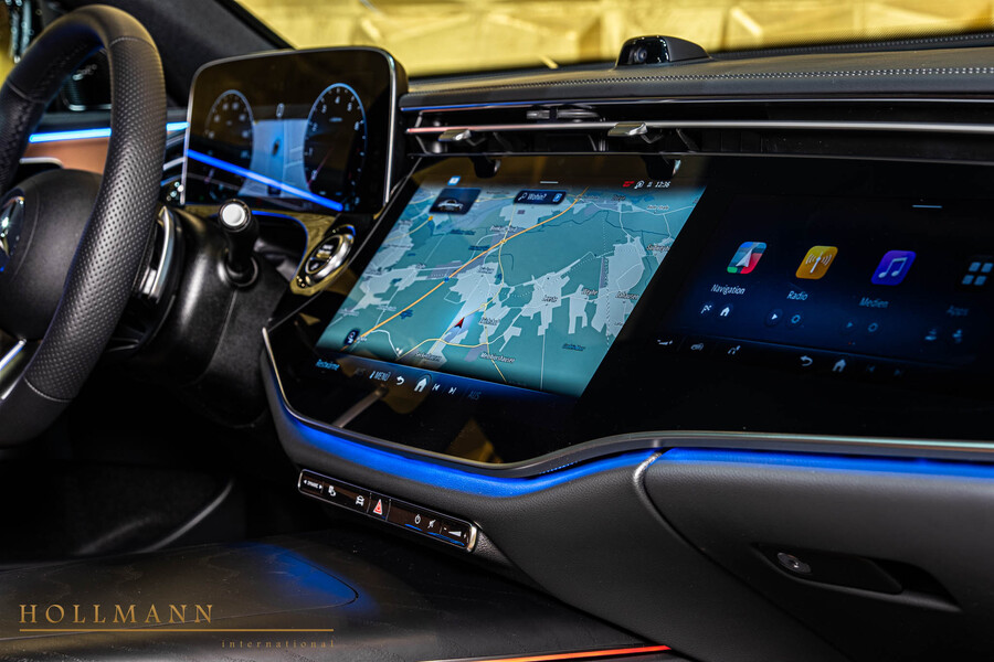 Vehicle view 25