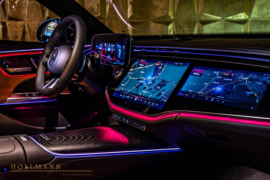 Vehicle view 9