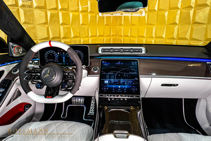 Vehicle view 18