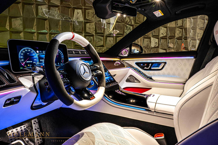 Vehicle view 28