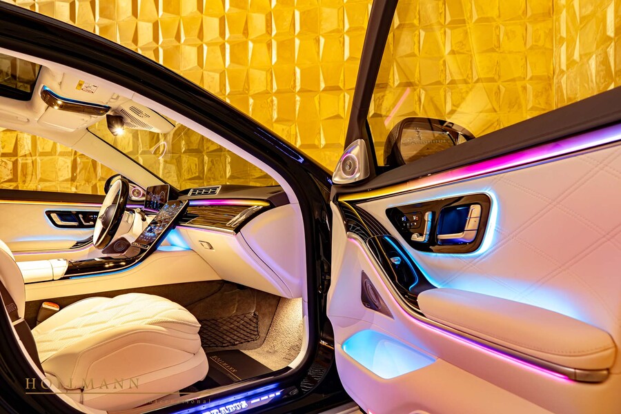 Vehicle view 9