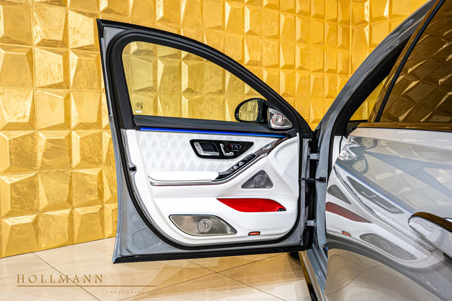 Vehicle view 9
