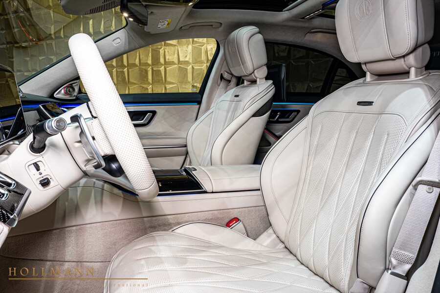 Vehicle view 16