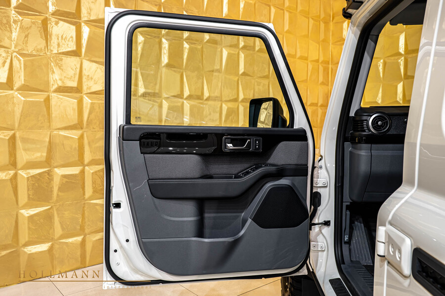 Vehicle view 10
