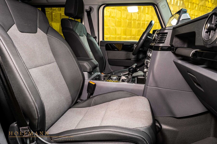 Vehicle view 19
