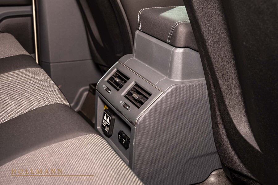 Vehicle view 21