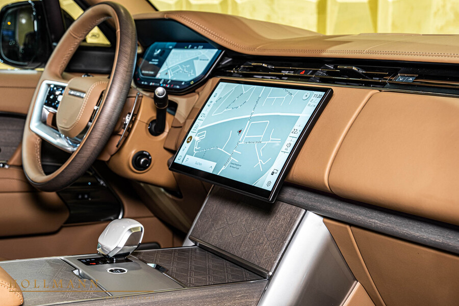 Vehicle view 18
