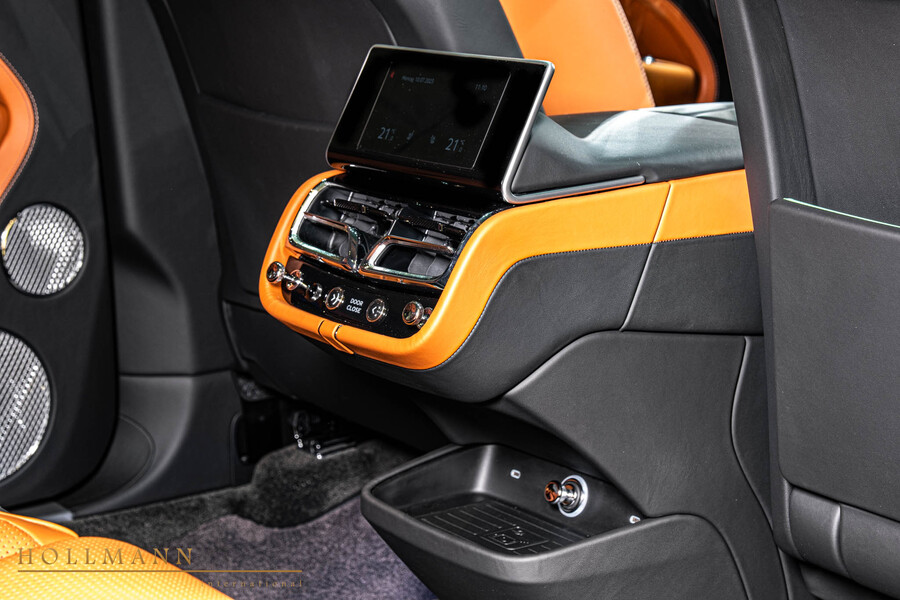 Vehicle view 25