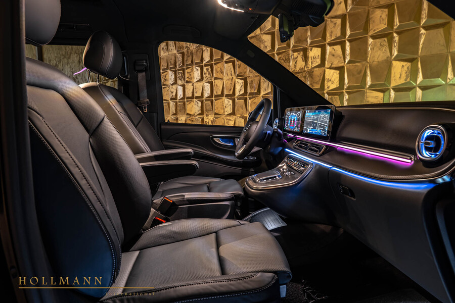 Vehicle view 15