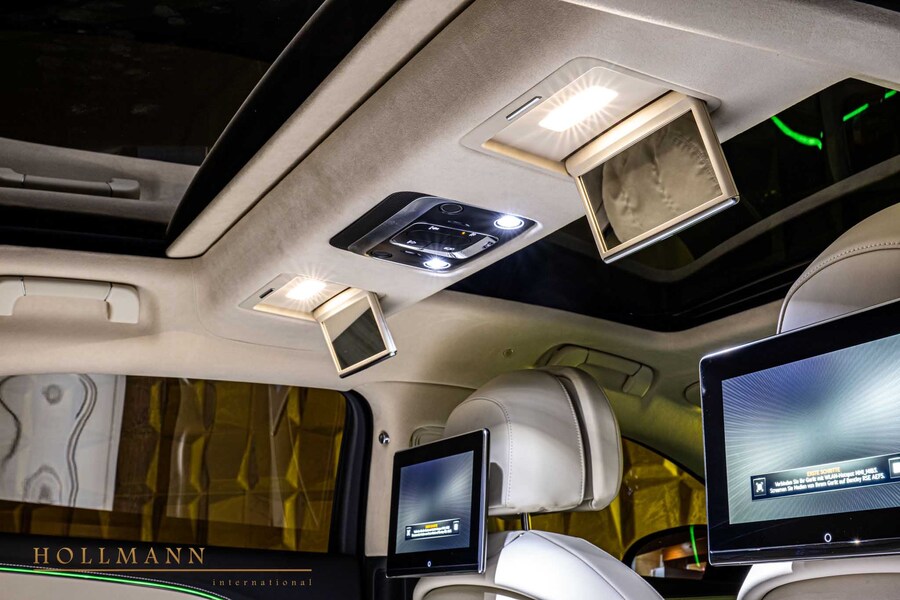 Vehicle view 14