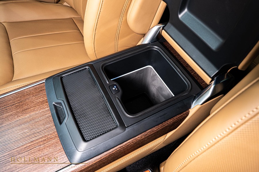 Vehicle view 25