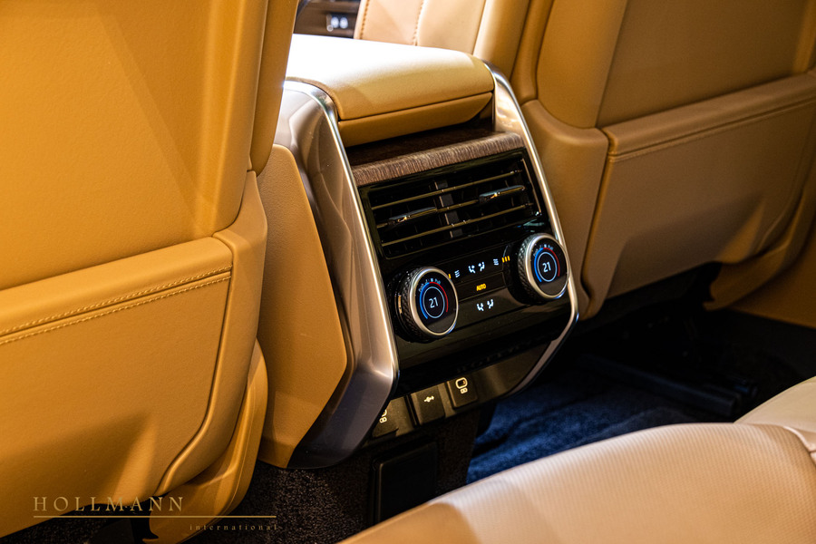 Vehicle view 26