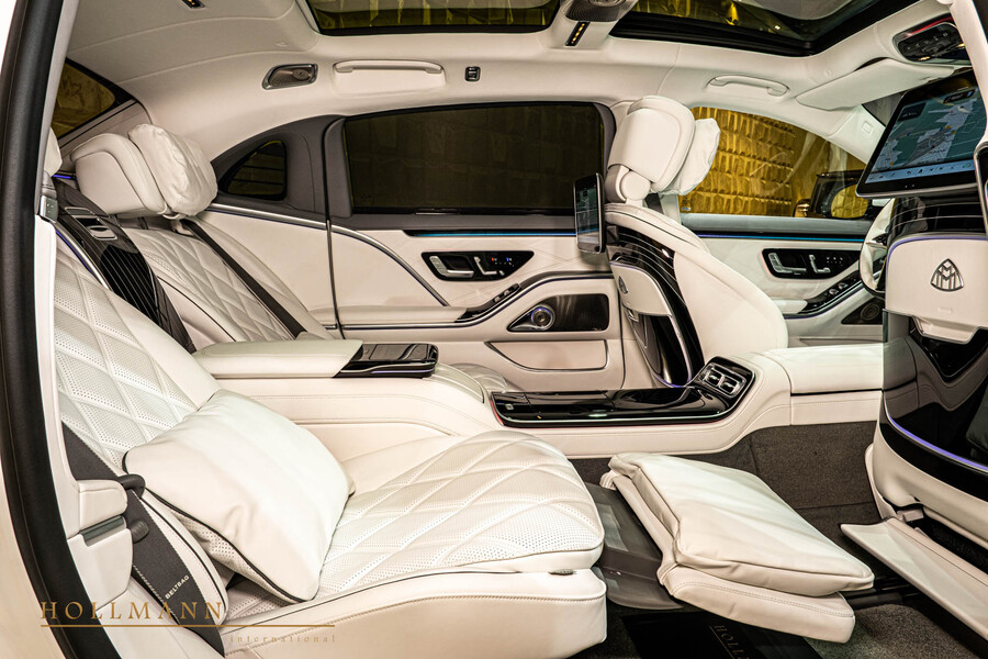 Vehicle view 23