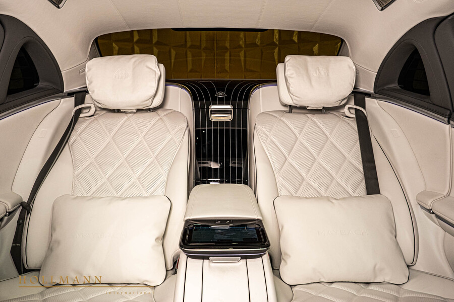 Vehicle view 25