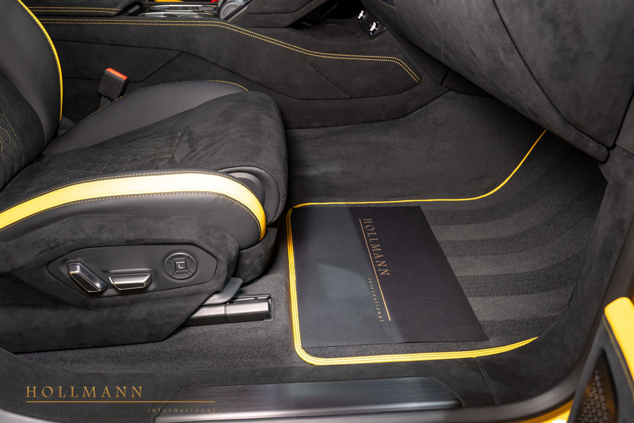 Vehicle view 17