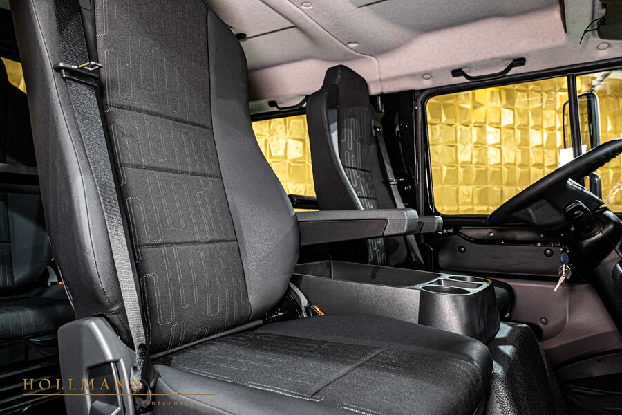 Vehicle view 21