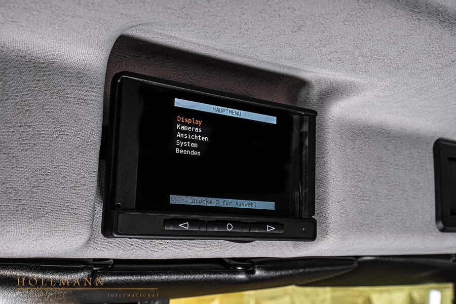Vehicle view 29