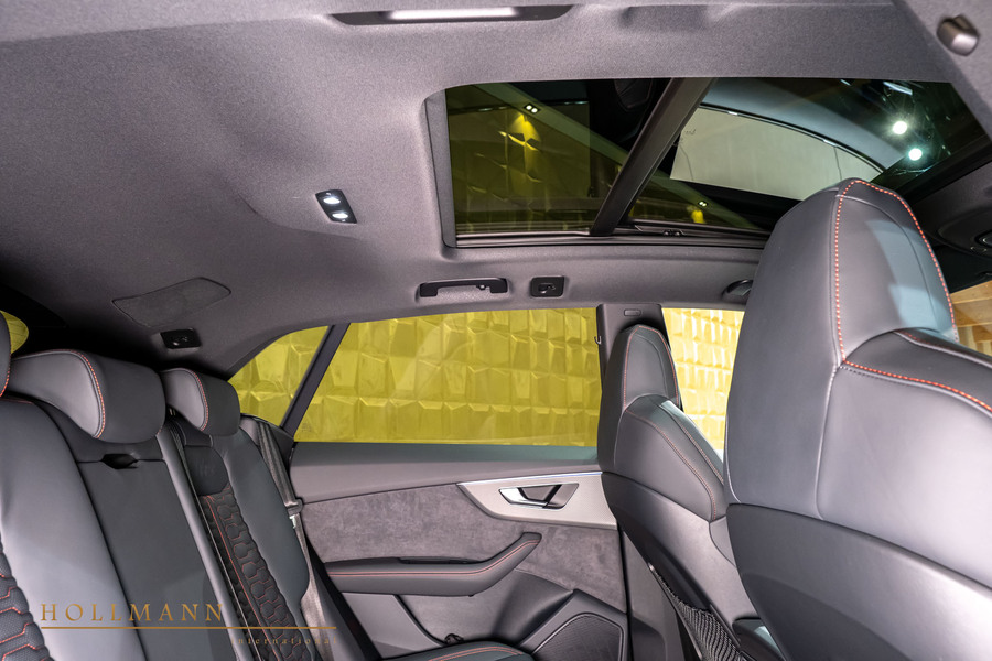 Vehicle view 18