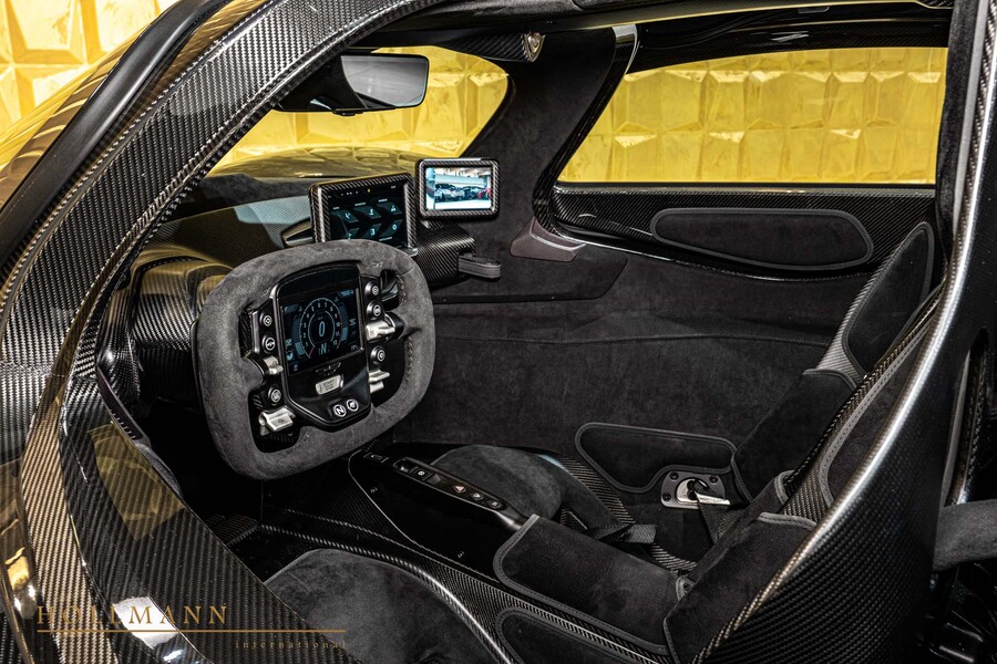 Vehicle view 17