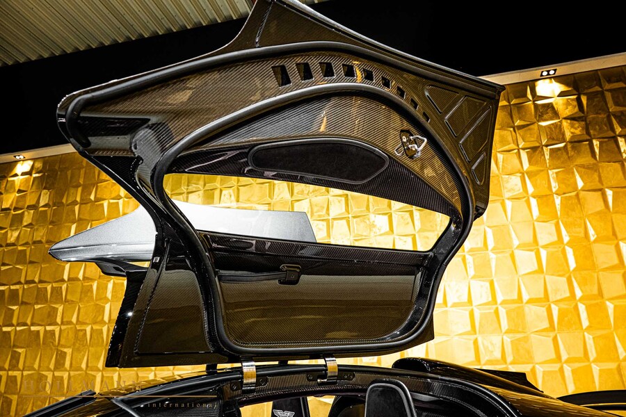 Vehicle view 29
