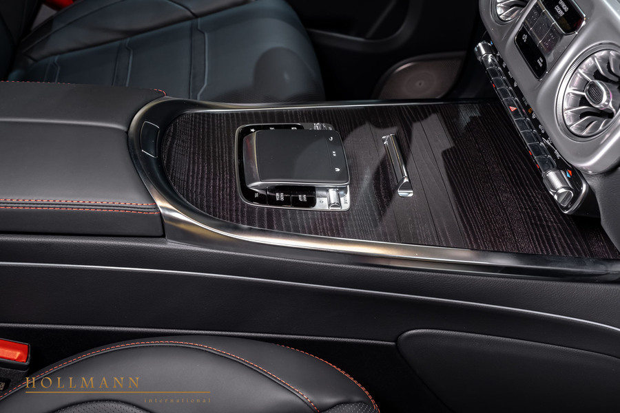 Vehicle view 19