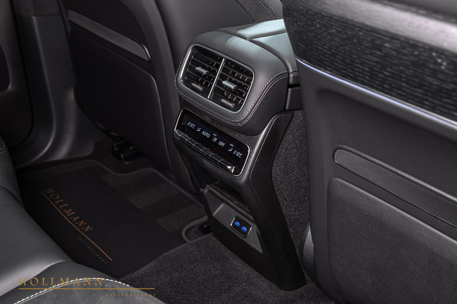 Vehicle view 26