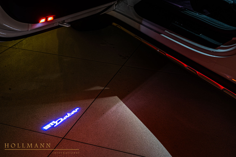 Vehicle view 23