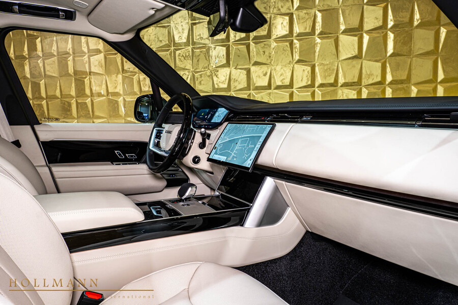 Vehicle view 18