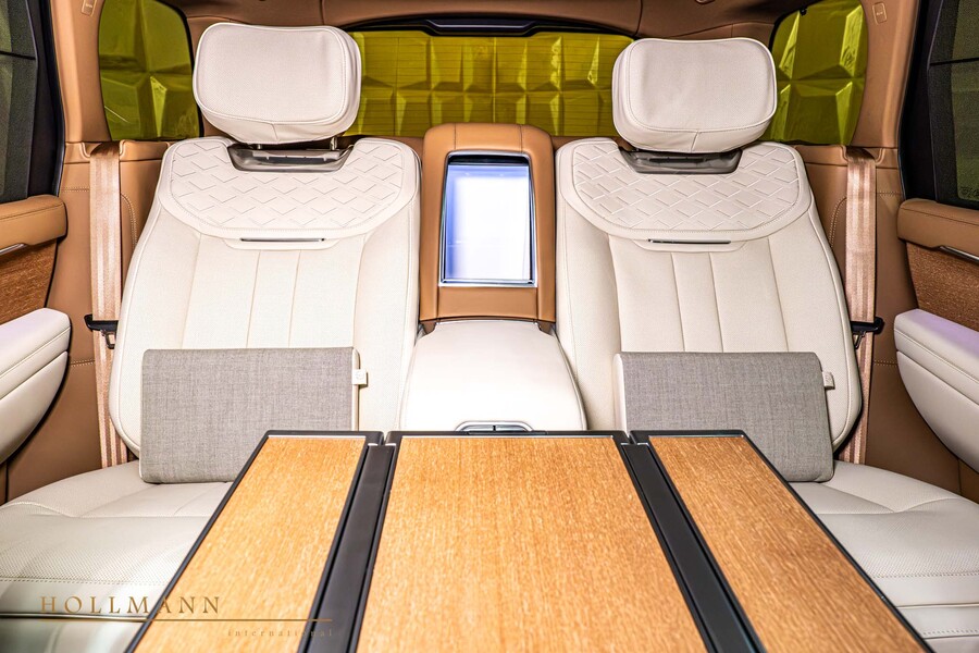 Vehicle view 17