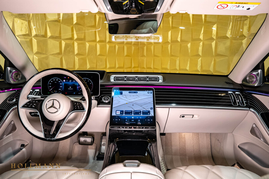 Vehicle view 14