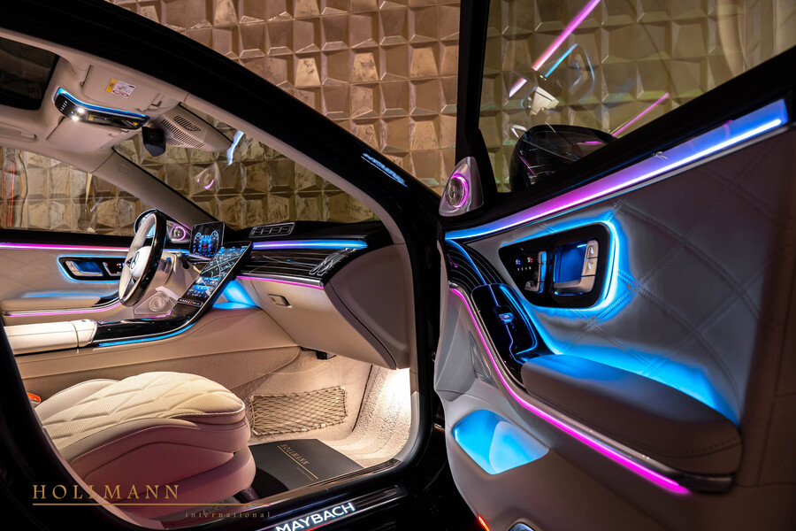 Vehicle view 25