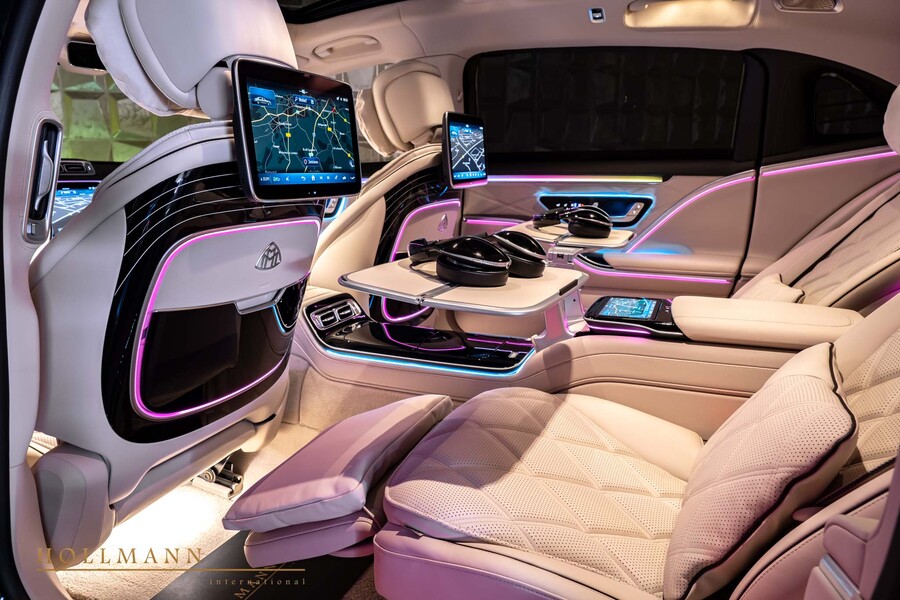 Vehicle view 29