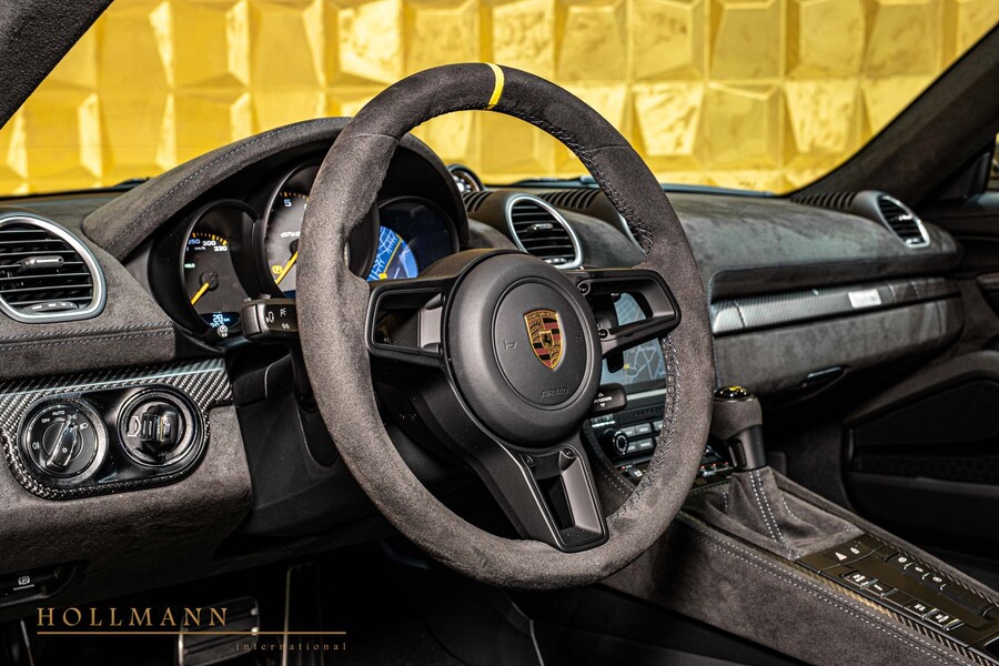 Vehicle view 18