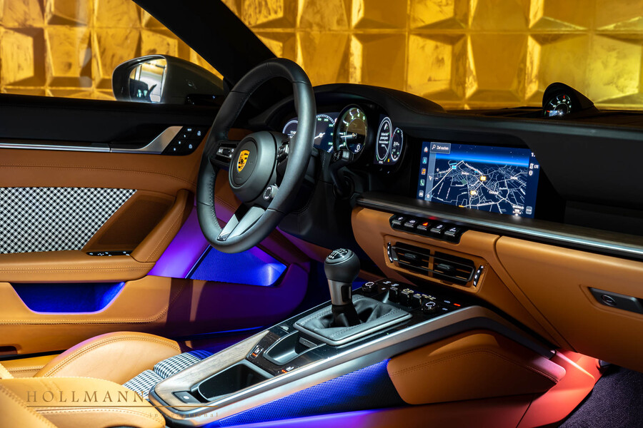 Vehicle view 13